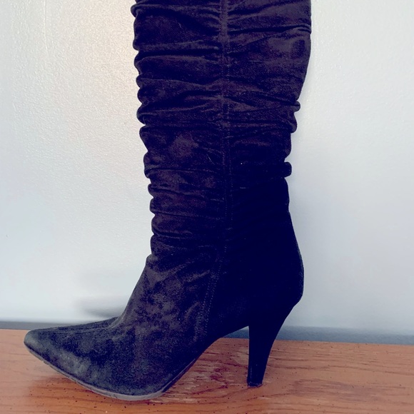 Kenneth Cole black suede boots - Picture 4 of 8